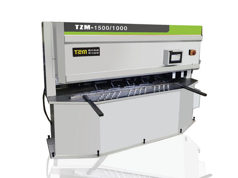 TZM小型數控開槽機